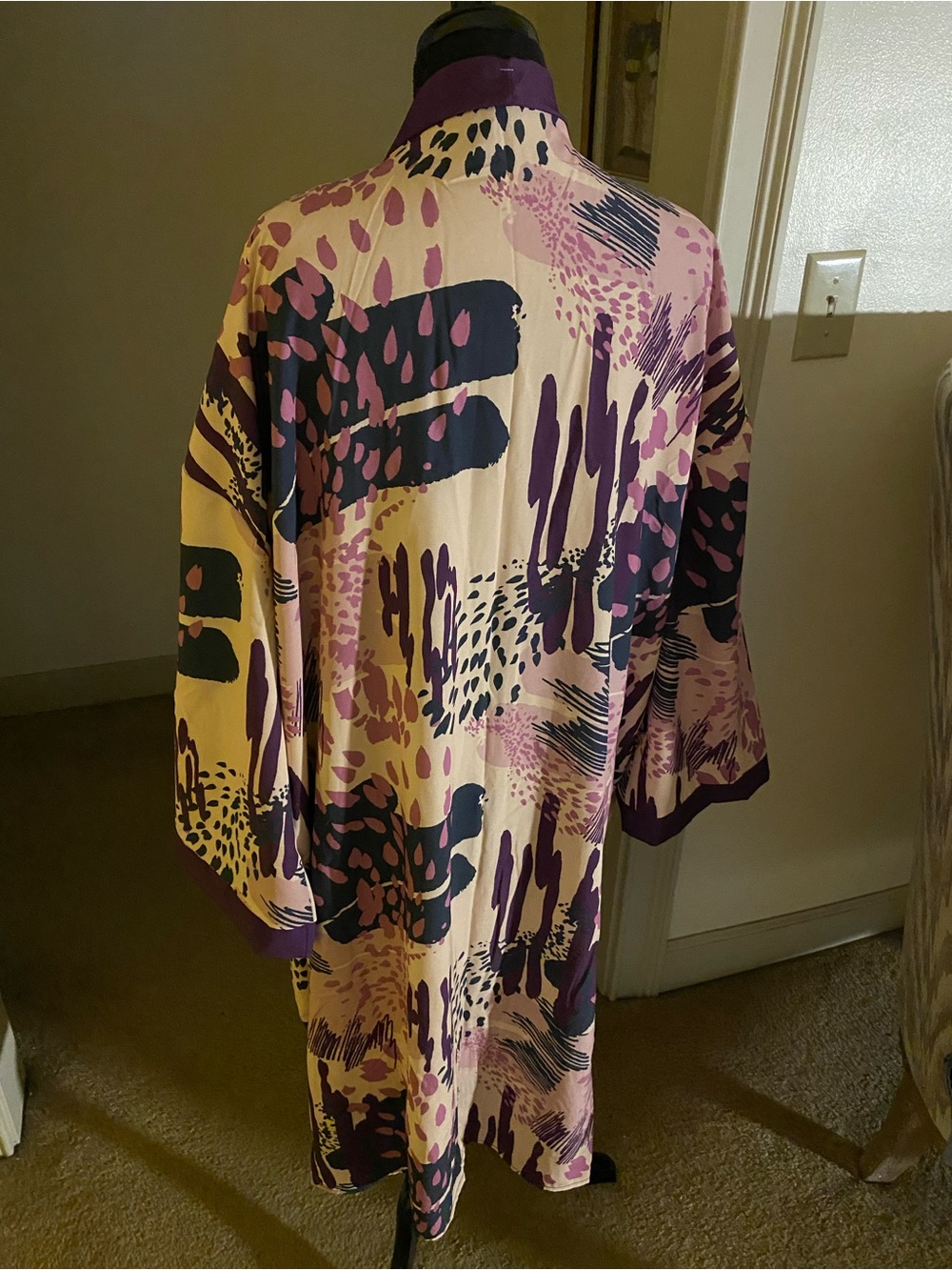 Abstract Print Long Kimono Robe in Cream & Purple